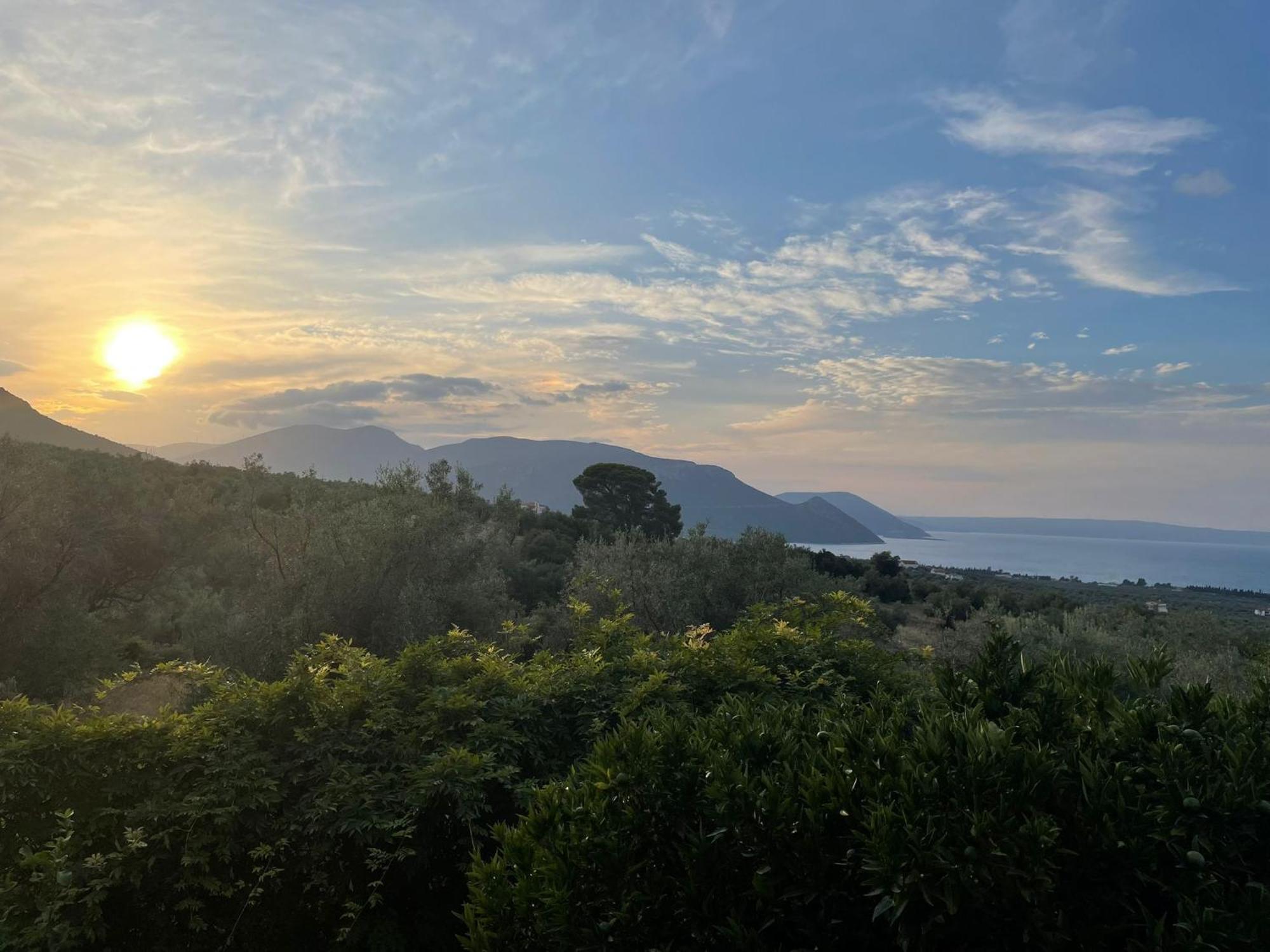 Panoramic View Summerhouse Loukissia Buitenkant foto